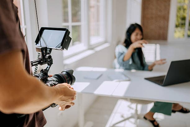 How Commercial Production Teams Maintain Continuity Between Shots