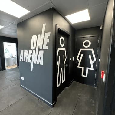 Why Good Outdoor Wayfinding Signs Actually Matter More Than Most Business Owners Think